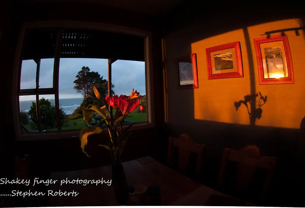 Breakers Boutique Accommodation-1